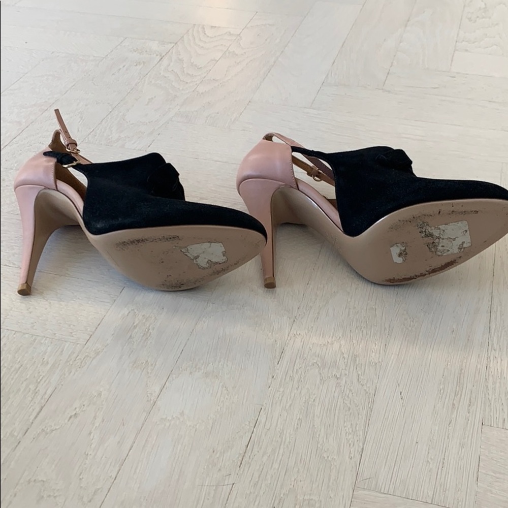 Valentino Garavani Black Heel size 9 - Picture 5 of 7